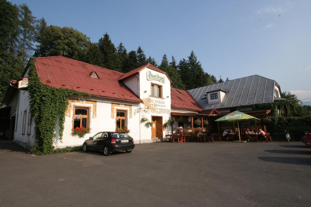 Pension Harcovna Фридлант-над-Остравіці Екстер'єр фото